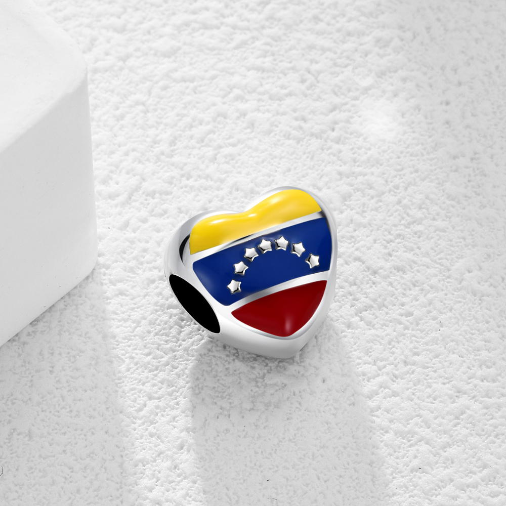 31 Countries Flag Heart Charms – Women'S Accessories Uk recenzja i cena