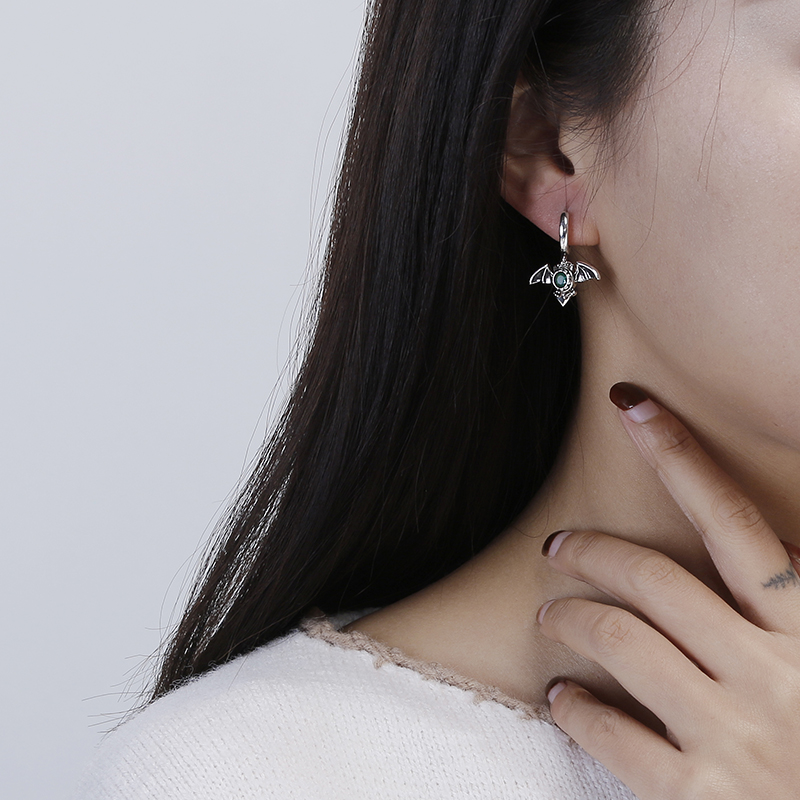 New Arrival Elegant Devil Bat  – Tassel Earrings Boho recenzja i cena