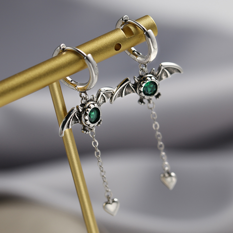 New Arrival Elegant Devil Bat  – Tassel Earrings Boho recenzja i cena